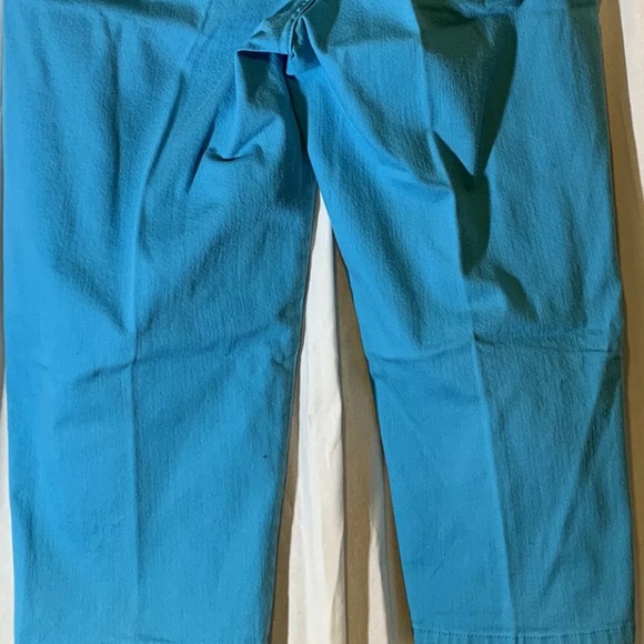 Kim Rogers Essentials Blue Teal Capri Jeans Womens 10P Belt Loops Pockets - Picture 4 of 8